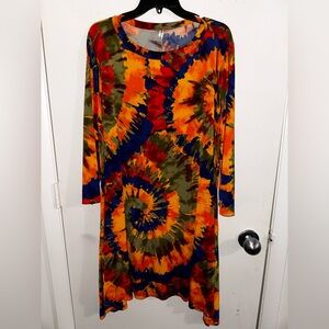 Emerald Tie-Dye Long Sleeve Shift Dress in Orange, Olive & Navy. HAS POCKETS